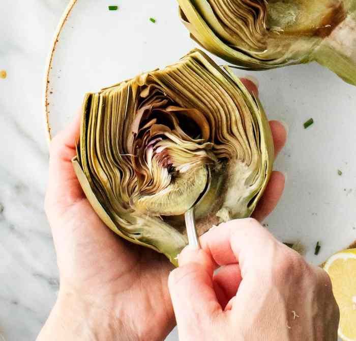 How to cook artichokes french style